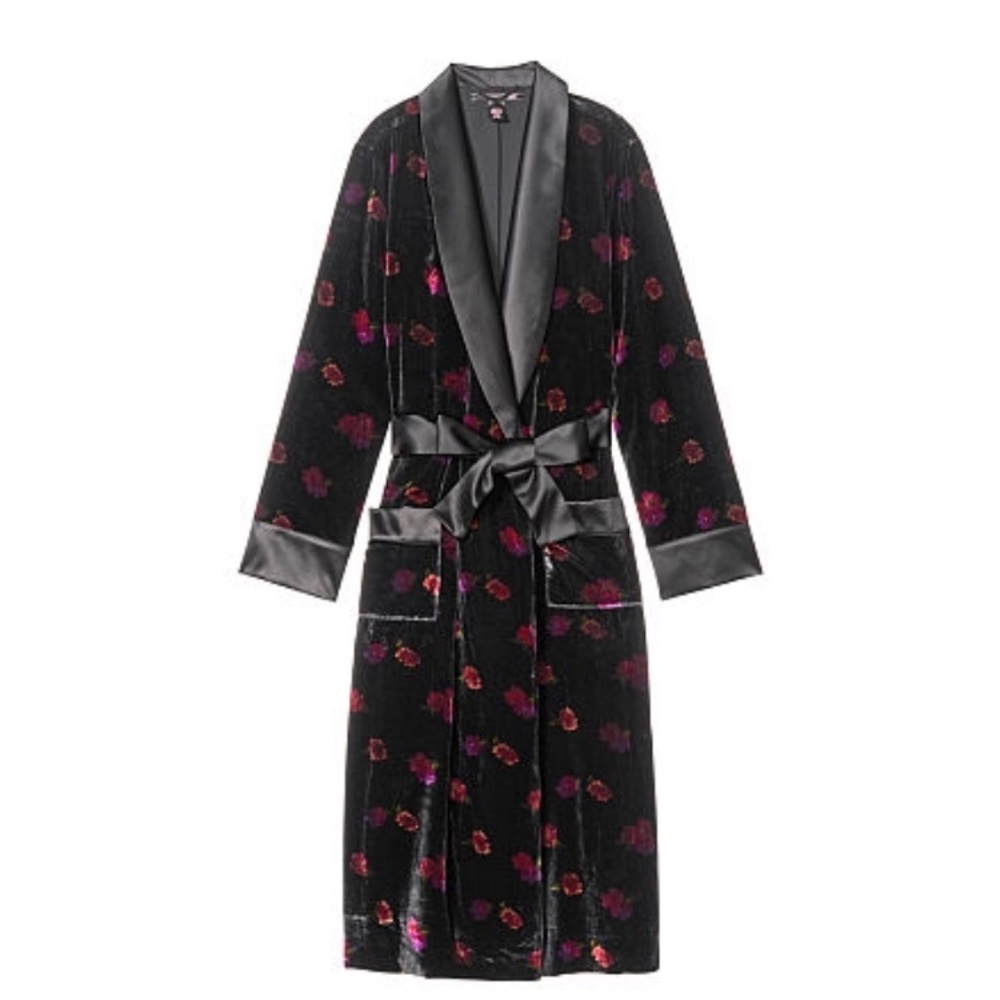 Victoria’s Secret long robe - Picture 3 of 5